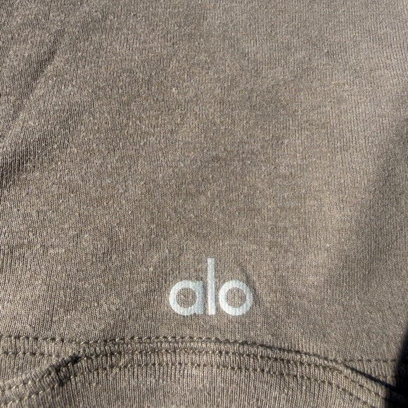 Alo Olive Green Crop Top - Picture 4 of 4